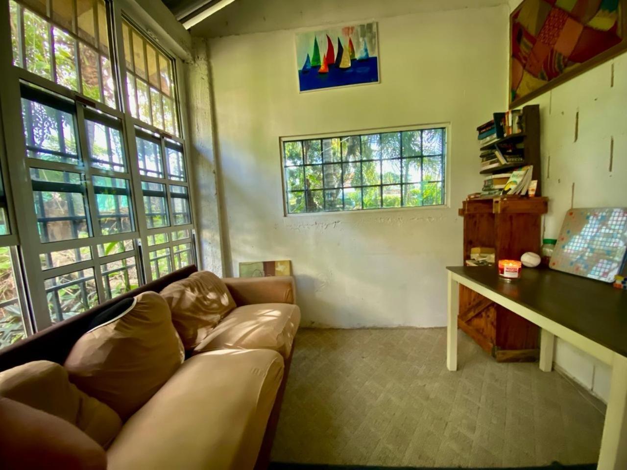 Casa Ricky'S Hostel Orange Walk Town ภายนอก รูปภาพ