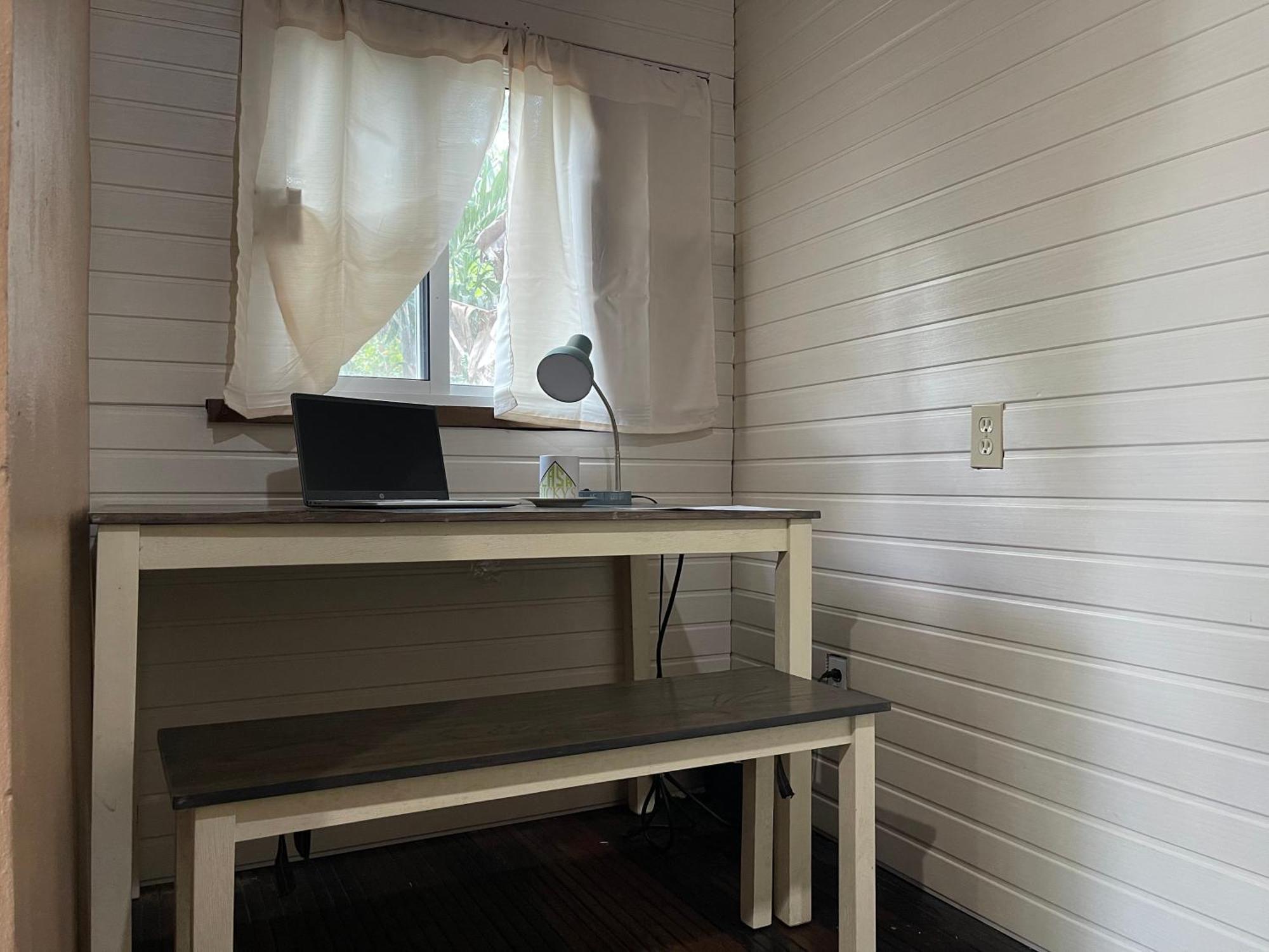 Casa Ricky'S Hostel Orange Walk Town ภายนอก รูปภาพ