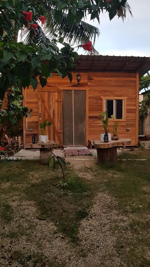Casa Ricky'S Hostel Orange Walk Town ภายนอก รูปภาพ