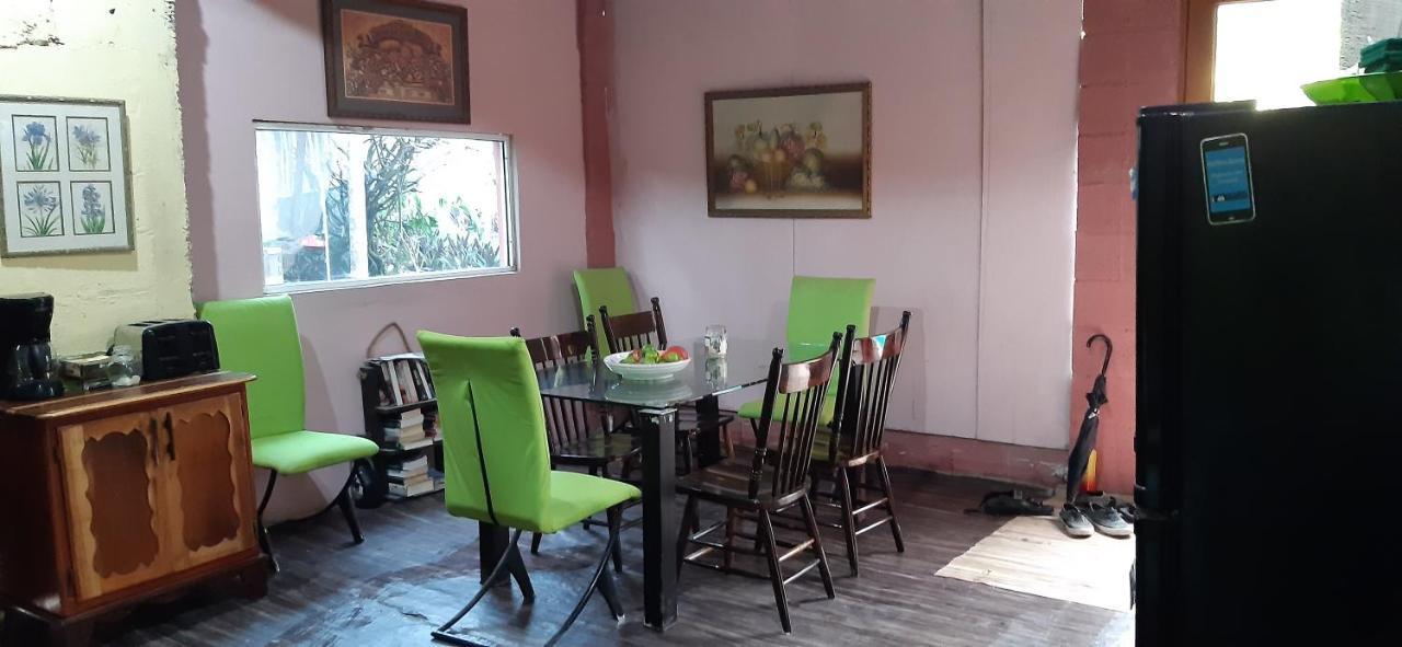 Casa Ricky'S Hostel Orange Walk Town ภายนอก รูปภาพ